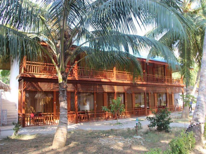 Pearl Park Beach Resort Lakshmanpur Exterior foto